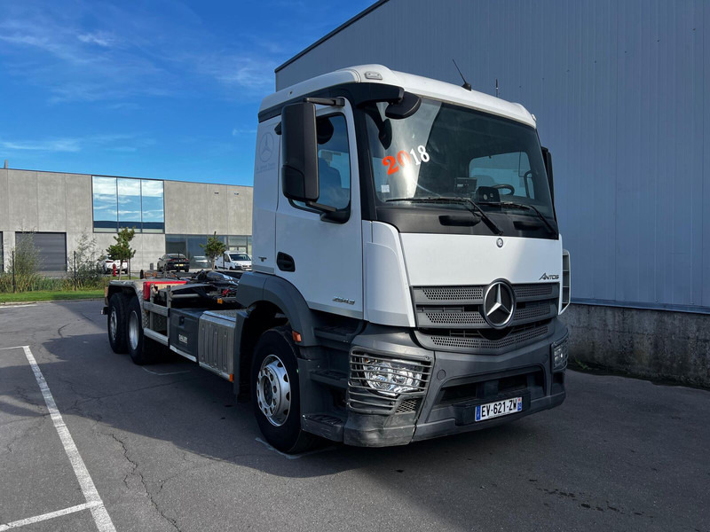 Mercedes-Benz Actros 2543 - Camión multibasculante: foto 5 Mercedes-Benz Actros 2543 - Camión multibasculante: foto 5