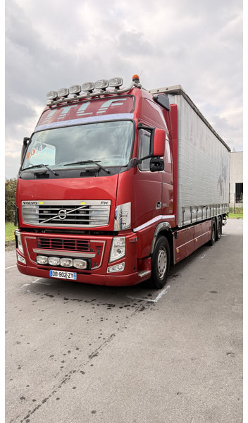 Volvo FH13 540 - Camión lona: foto 2 Volvo FH13 540 - Camión lona: foto 2