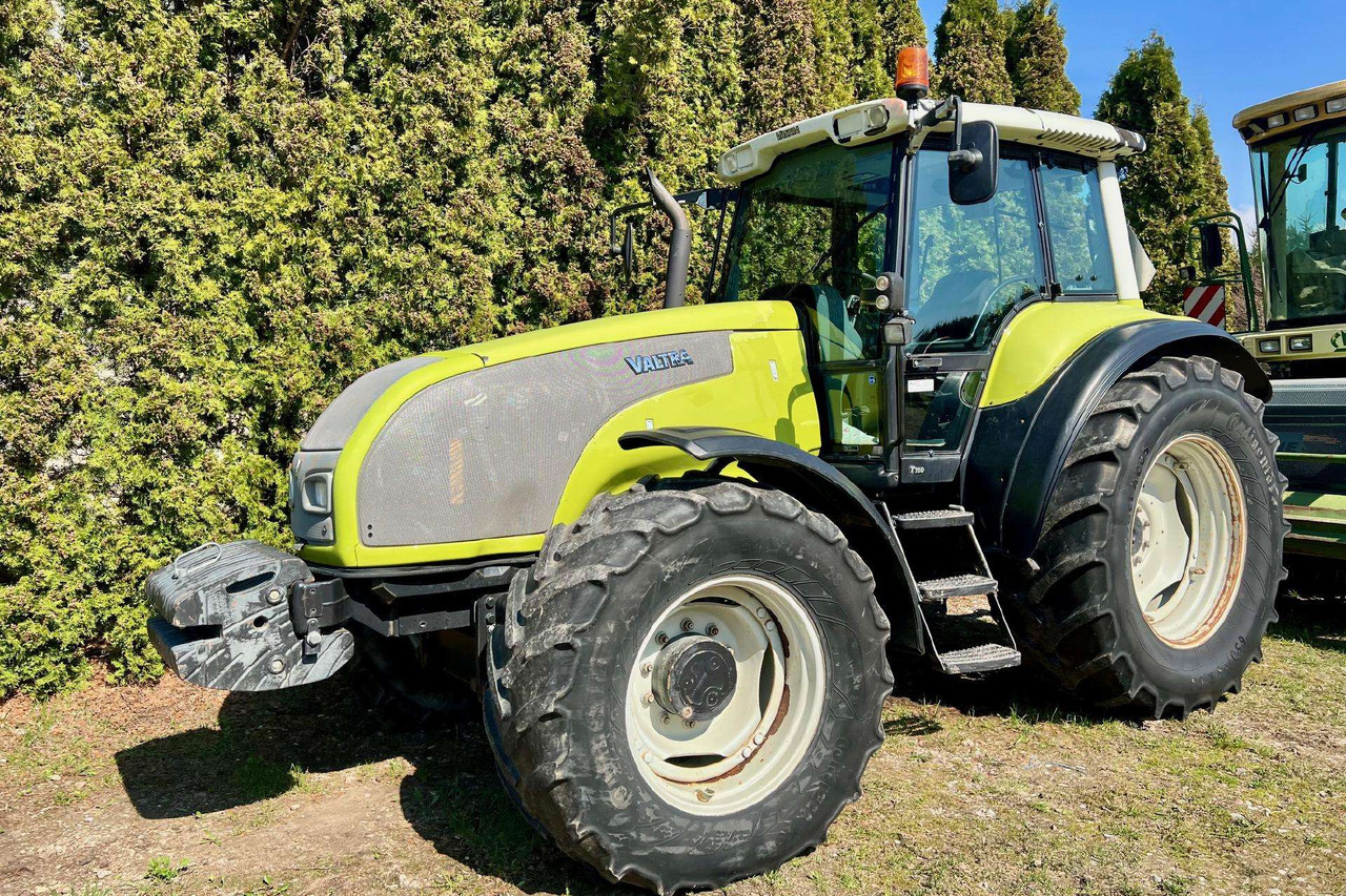 Valtra T160 - Tractor: foto 1 Valtra T160 - Tractor: foto 1