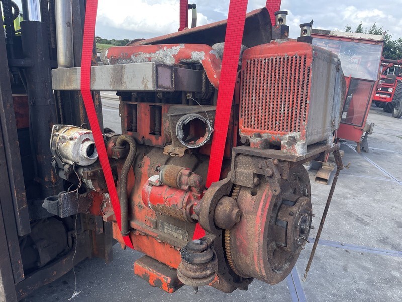 Deutz F4L 912 - Motor para Maquinaria agrícola: foto 2 Deutz F4L 912 - Motor para Maquinaria agrícola: foto 2