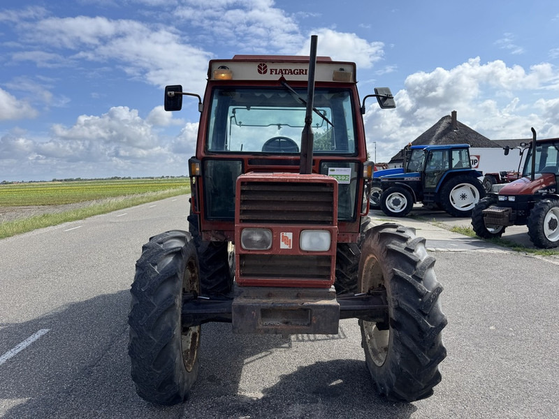 Fiat 70-90DT - Tractor: foto 2 Fiat 70-90DT - Tractor: foto 2