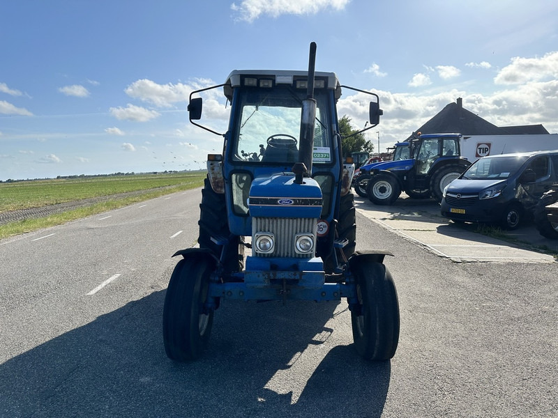Ford 5110 - Tractor: foto 2 Ford 5110 - Tractor: foto 2