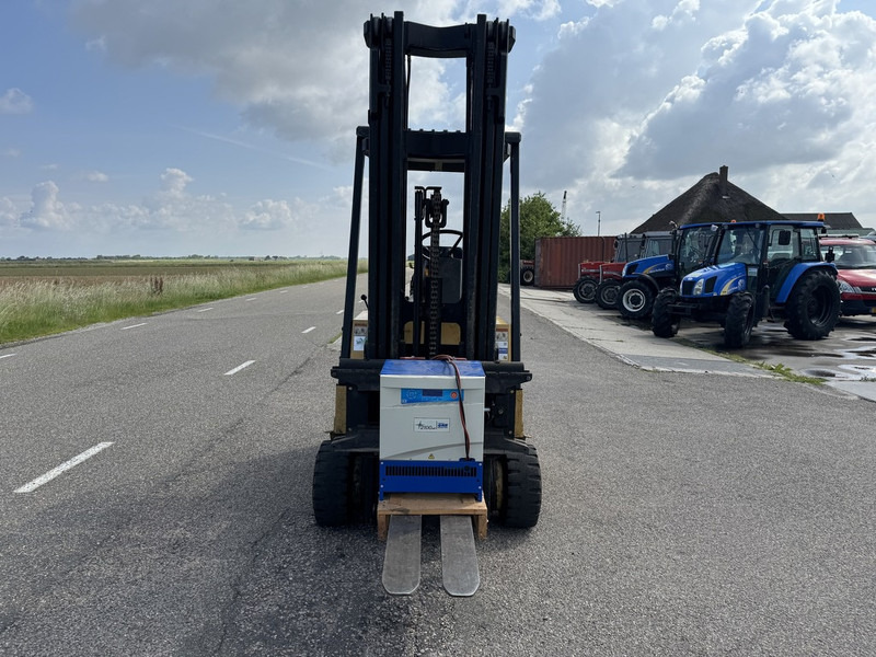 Hyster E2.50XL - Carretilla elevadora eléctrica: foto 2 Hyster E2.50XL - Carretilla elevadora eléctrica: foto 2