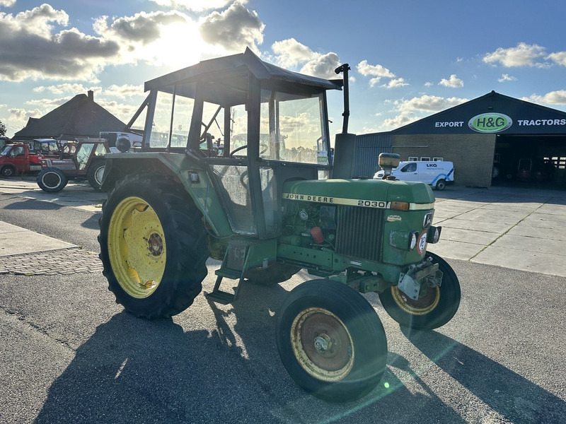 John Deere 2030 - Tractor: foto 3 John Deere 2030 - Tractor: foto 3