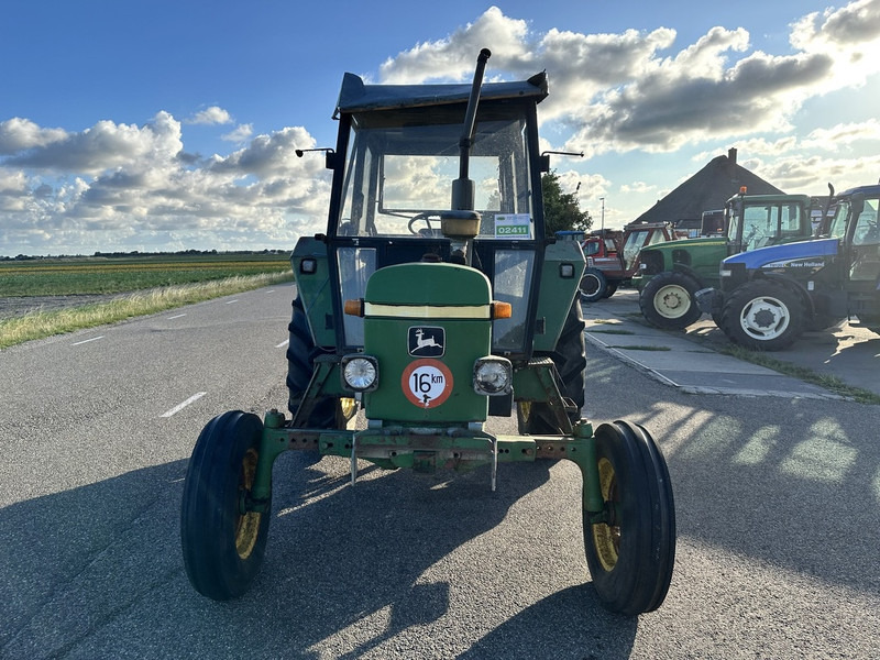 John Deere 2030 - Tractor: foto 2 John Deere 2030 - Tractor: foto 2