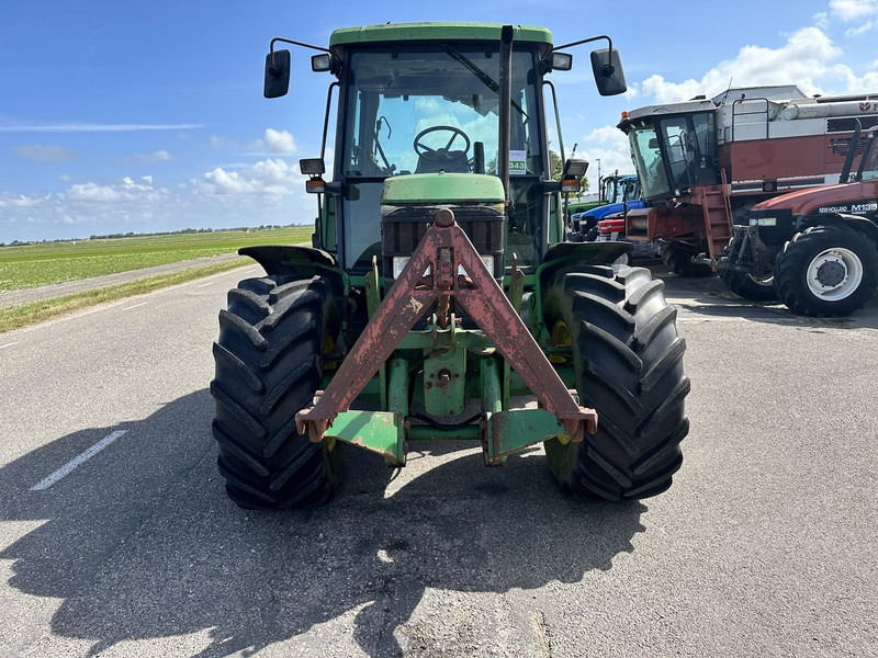 John Deere 6200 - Tractor: foto 2 John Deere 6200 - Tractor: foto 2
