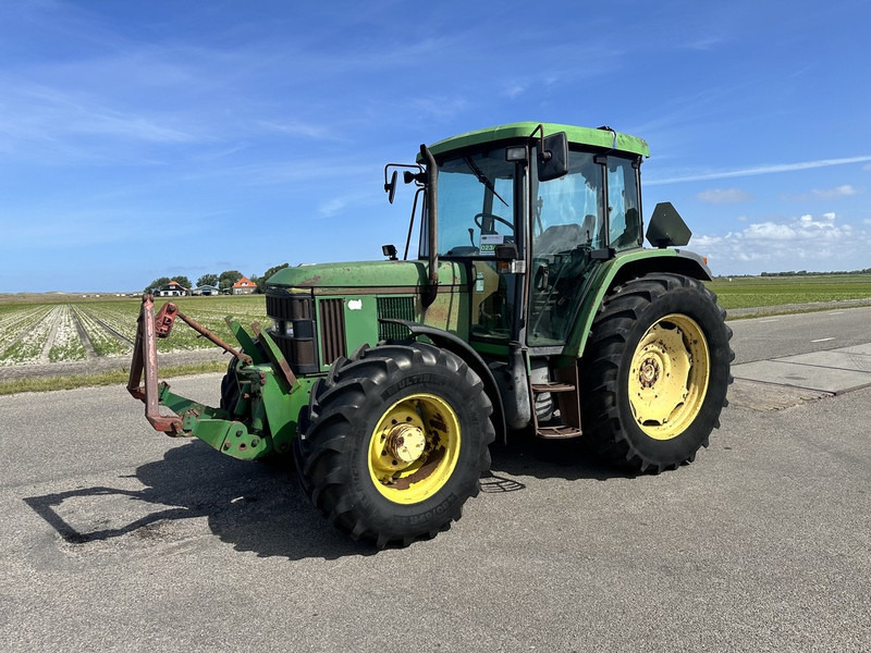 John Deere 6200 - Tractor: foto 1 John Deere 6200 - Tractor: foto 1