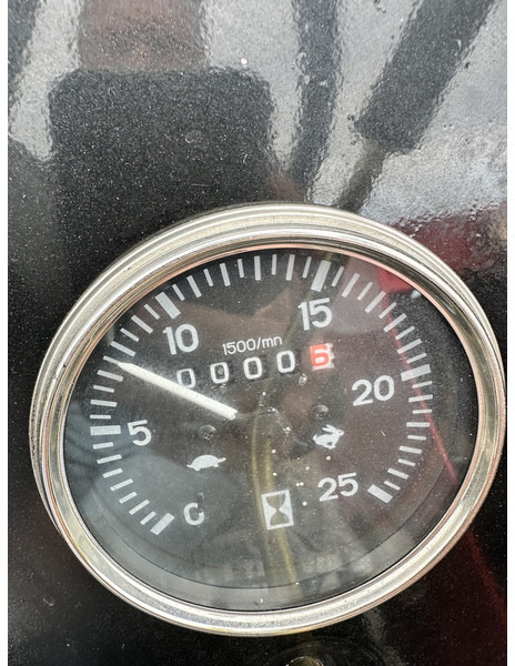 Massey Ferguson 290 - Tractor: foto 5 Massey Ferguson 290 - Tractor: foto 5