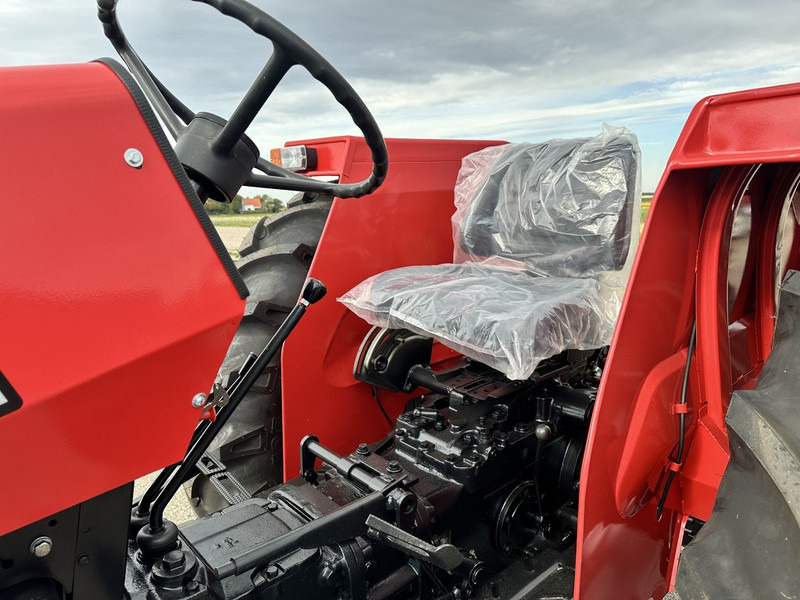 Massey Ferguson 290 - Tractor: foto 4 Massey Ferguson 290 - Tractor: foto 4