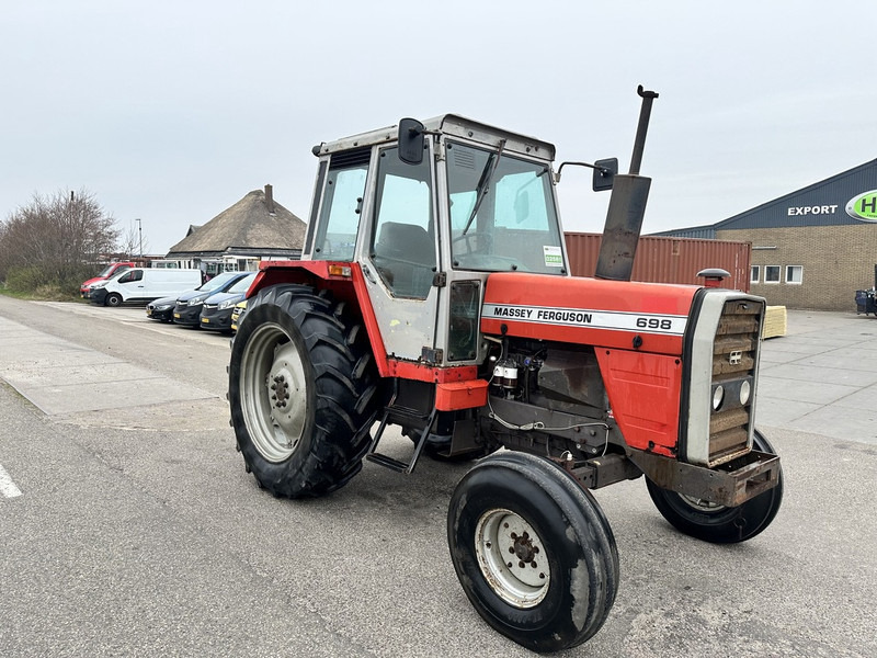Massey Ferguson 698 - Tractor: foto 3 Massey Ferguson 698 - Tractor: foto 3