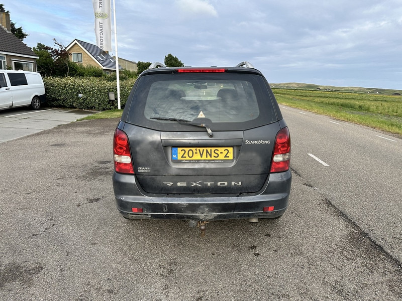 Furgón SsangYong RX270 XDI: foto 11