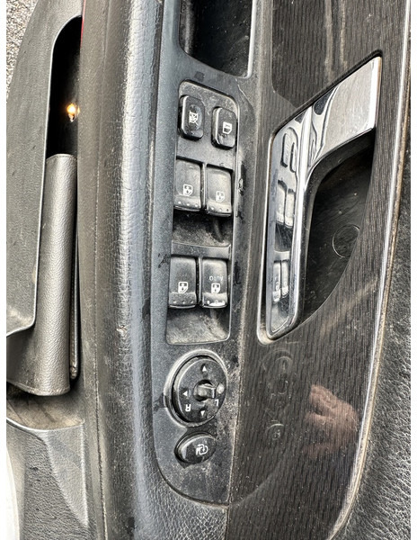 Furgón SsangYong RX270 XDI: foto 7