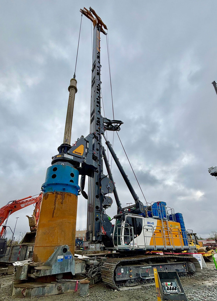 Bauer BG45 - Martillo de hinca de pilotes: foto 5 Bauer BG45 - Martillo de hinca de pilotes: foto 5