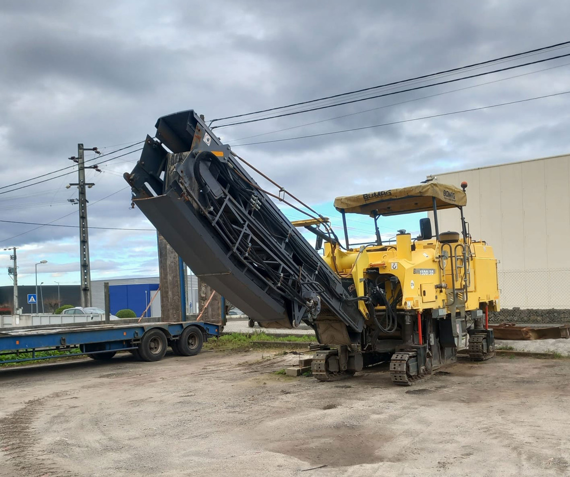 Bomag BM 1300/30 - Fresadora en frío: foto 1 Bomag BM 1300/30 - Fresadora en frío: foto 1