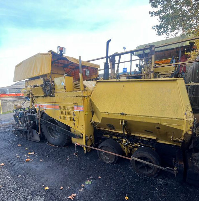 Caterpillar AP600 - Pavimentadora de asfalto: foto 2 Caterpillar AP600 - Pavimentadora de asfalto: foto 2