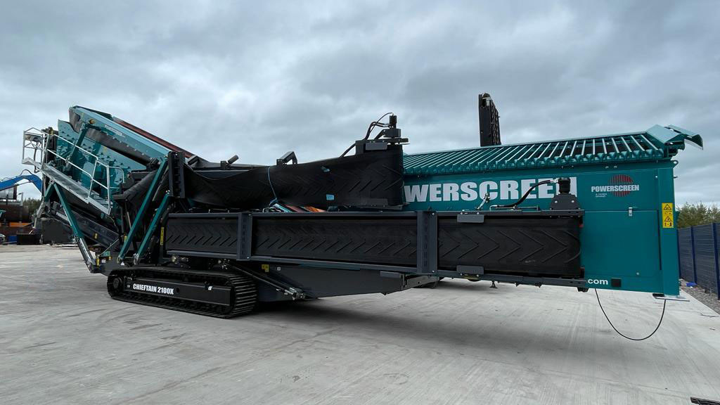 Powerscreen Chieftain 2100x - Cribadora: foto 1 Powerscreen Chieftain 2100x - Cribadora: foto 1