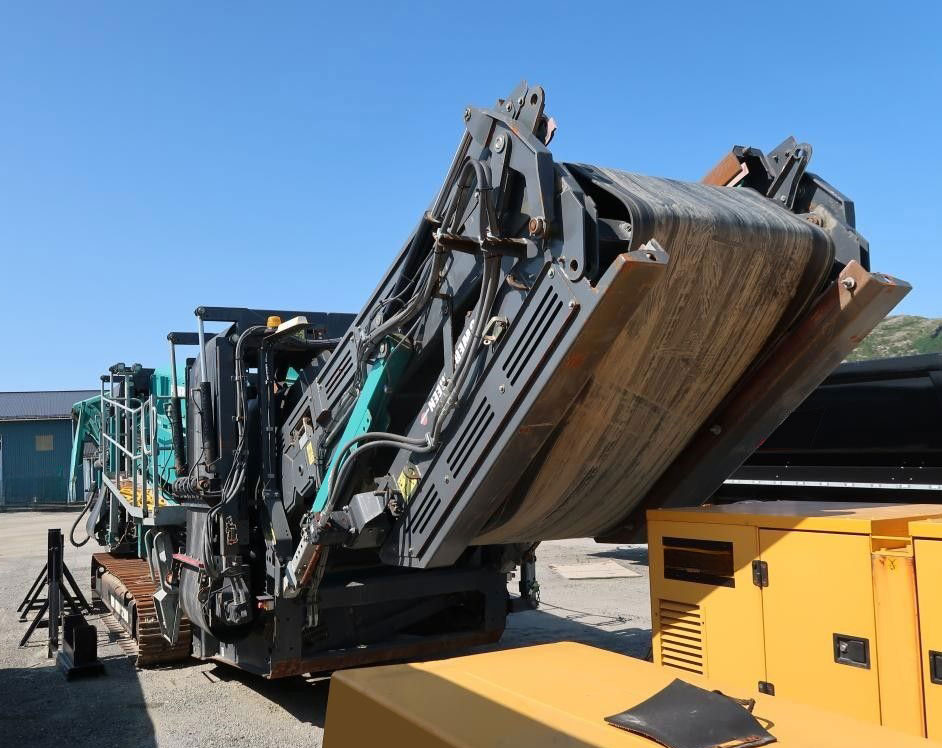 Powerscreen Warrior 2100 Triple Shaft - Cribadora: foto 3 Powerscreen Warrior 2100 Triple Shaft - Cribadora: foto 3