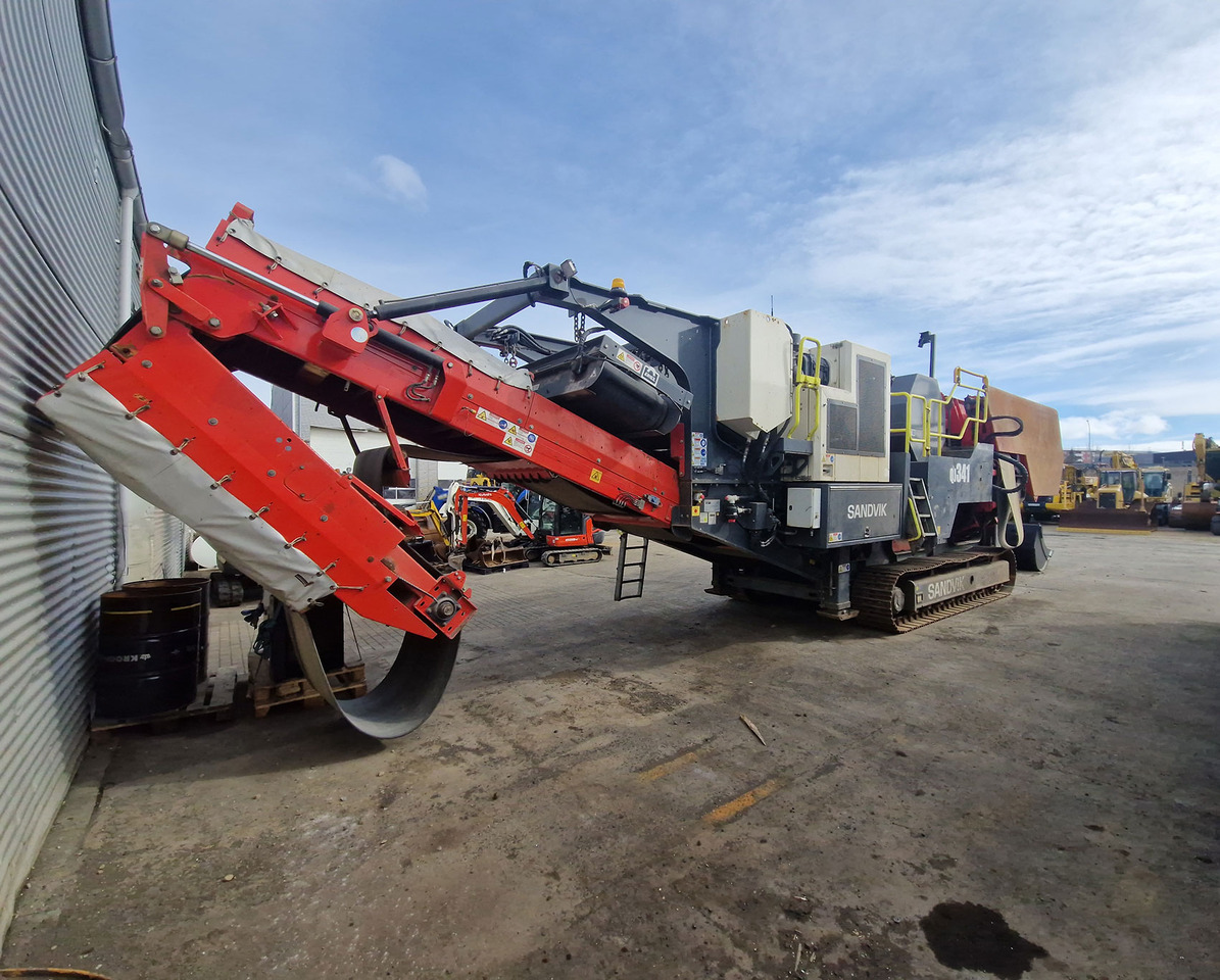 Sandvik QJ341 - Trituradora de mandíbula: foto 1 Sandvik QJ341 - Trituradora de mandíbula: foto 1