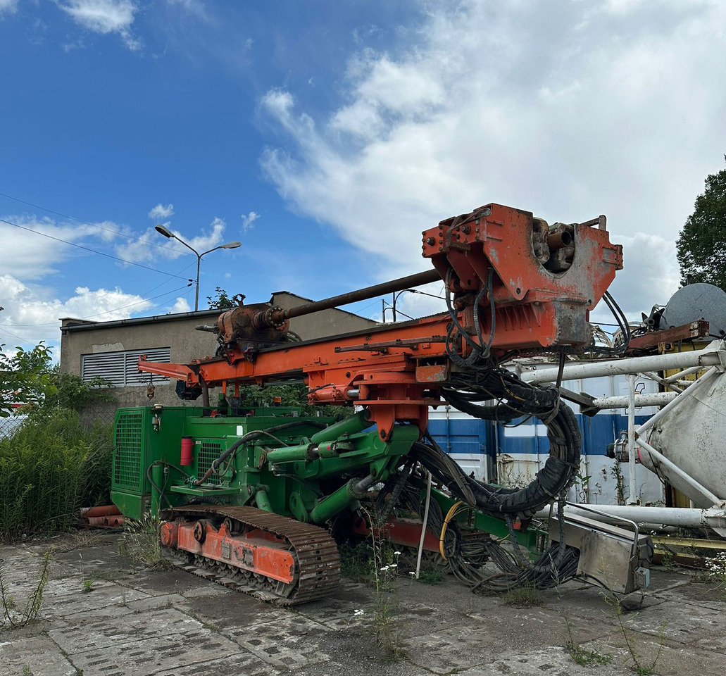 Soilmec SM-14 - Martillo de hinca de pilotes: foto 3 Soilmec SM-14 - Martillo de hinca de pilotes: foto 3