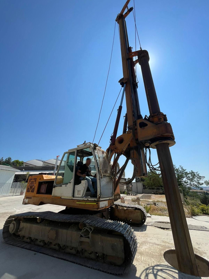 Trivelsonda Trive 80 - Martillo de hinca de pilotes: foto 2 Trivelsonda Trive 80 - Martillo de hinca de pilotes: foto 2