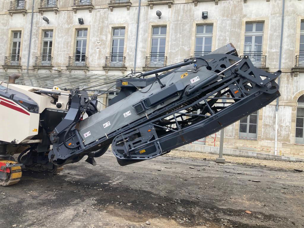 Wirtgen W 130 Cfi - Fresadora en frío: foto 3 Wirtgen W 130 Cfi - Fresadora en frío: foto 3