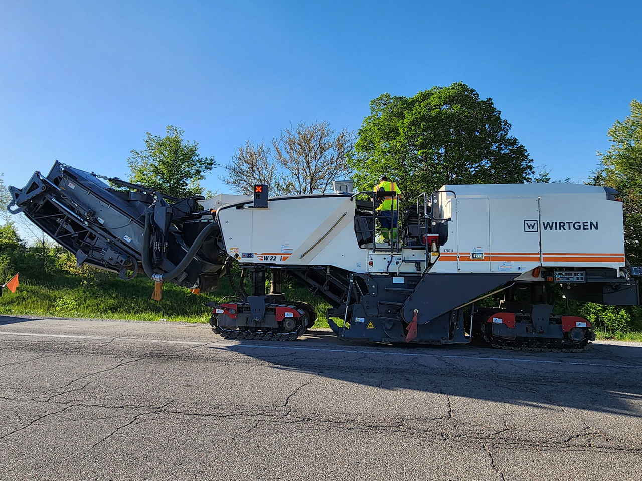 Wirtgen W 220 I - Fresadora en frío: foto 1 Wirtgen W 220 I - Fresadora en frío: foto 1