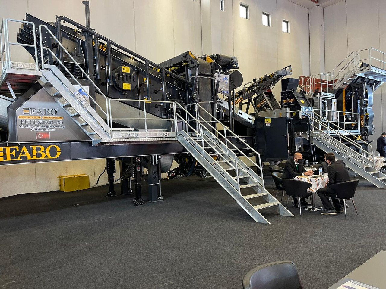 FABO Mobile crusher - Trituradora móvil: foto 1 FABO Mobile crusher - Trituradora móvil: foto 1