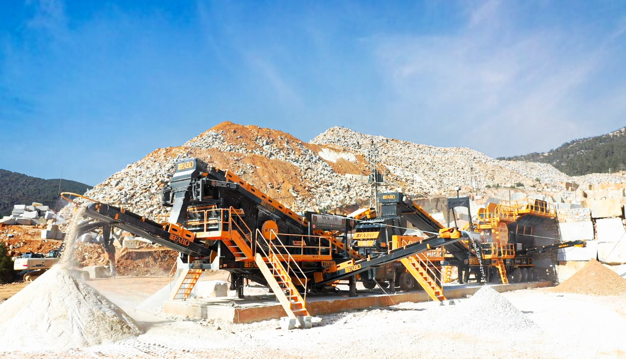 Maquinaria para minería FABO mining machinery - crushing plant: foto 1