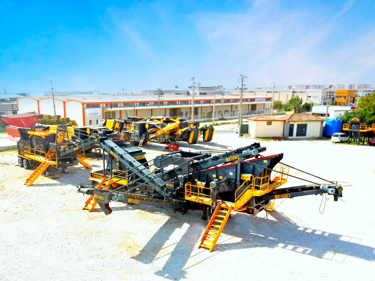 FABO mining machinery - crushing plant - Maquinaria para minería: foto 1 FABO mining machinery - crushing plant - Maquinaria para minería: foto 1