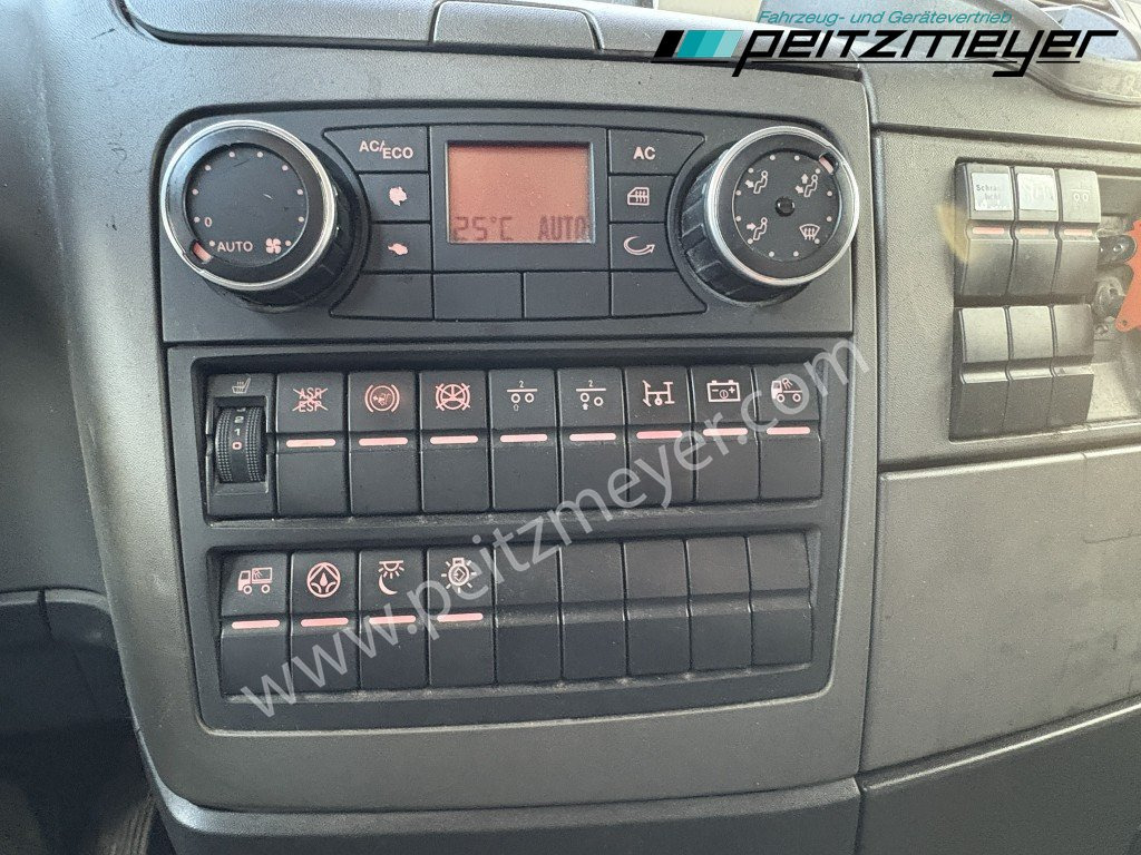 Cabeza tractora MAN TGX 18.440 BLS, ADR, Gefahrgut scheckheft gepflegt: foto 13 Cabeza tractora MAN TGX 18.440 BLS, ADR, Gefahrgut scheckheft gepflegt: foto 13