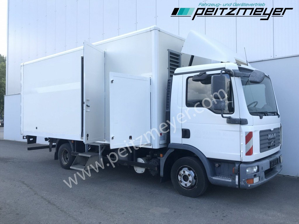 MAN TGL 8.180 BB Koffer mit Seitentür - Camión caja cerrada: foto 2 MAN TGL 8.180 BB Koffer mit Seitentür - Camión caja cerrada: foto 2