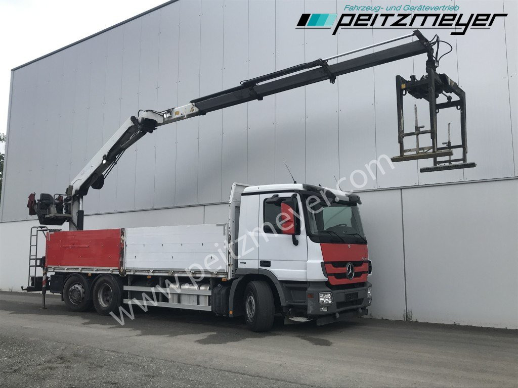 MERCEDES-BENZ Actros 2536 LL Pritsche HMF Heckkran m. Zange Baustoff - Camión caja abierta, Camión grúa: foto 2 MERCEDES-BENZ Actros 2536 LL Pritsche HMF Heckkran m. Zange Baustoff - Camión caja abierta, Camión grúa: foto 2
