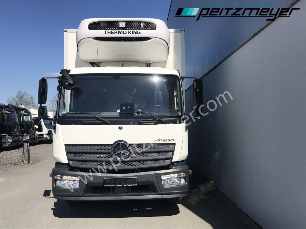 MERCEDES-BENZ Atego 1530 L Tiefkühlkoffer m. LBW, Thermoking T 1200 faltb. LBW 1,5 t., Seitentür, Trennwand - Camión frigorífico: foto 5 MERCEDES-BENZ Atego 1530 L Tiefkühlkoffer m. LBW, Thermoking T 1200 faltb. LBW 1,5 t., Seitentür, Trennwand - Camión frigorífico: foto 5