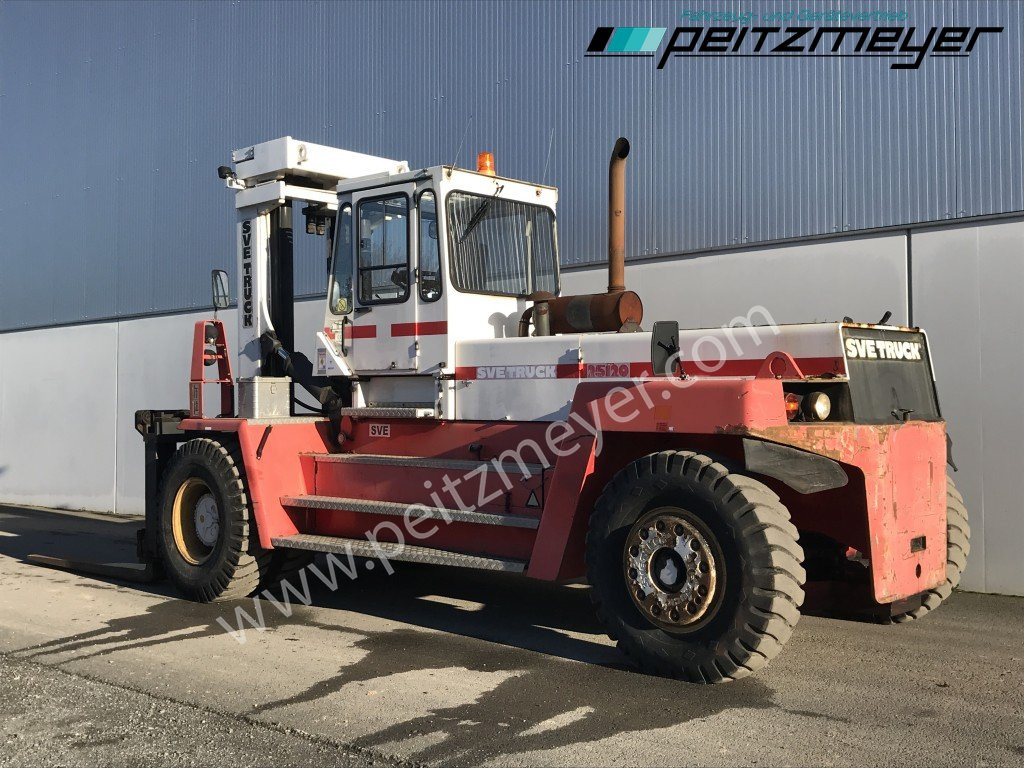 Svetruck Gabelstapler 25120-45 drehbarer Fahrersitz - Carretilla elevadora diésel: foto 4 Svetruck Gabelstapler 25120-45 drehbarer Fahrersitz - Carretilla elevadora diésel: foto 4