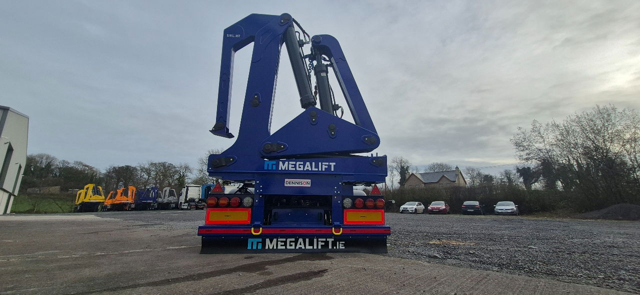 Mega NEW Megaliftt Sideloader / 35 tons lift capacity /20-40-45 HC/ Diesel engine / Gooseneck-extendable - Semirremolque portacontenedore/ Intercambiable: foto 4 Mega NEW Megaliftt Sideloader / 35 tons lift capacity /20-40-45 HC/ Diesel engine / Gooseneck-extendable - Semirremolque portacontenedore/ Intercambiable: foto 4