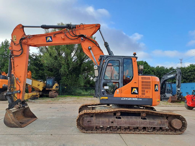 Doosan DX 235 LCR-5 - Excavadora de cadenas: foto 1 Doosan DX 235 LCR-5 - Excavadora de cadenas: foto 1