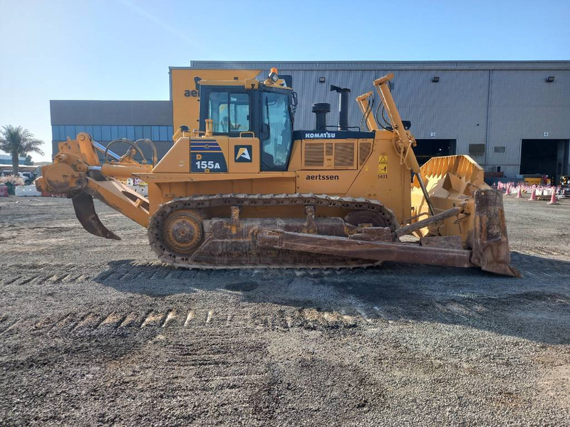 Komatsu D155A (4 pieces available - Abu Dhabi) - Bulldozer: foto 2 Komatsu D155A (4 pieces available - Abu Dhabi) - Bulldozer: foto 2
