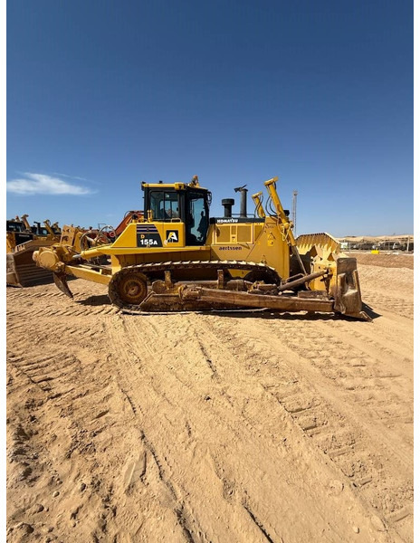 Komatsu D155A-6R (4 pieces available in Abu Dhabi) - Bulldozer: foto 2 Komatsu D155A-6R (4 pieces available in Abu Dhabi) - Bulldozer: foto 2