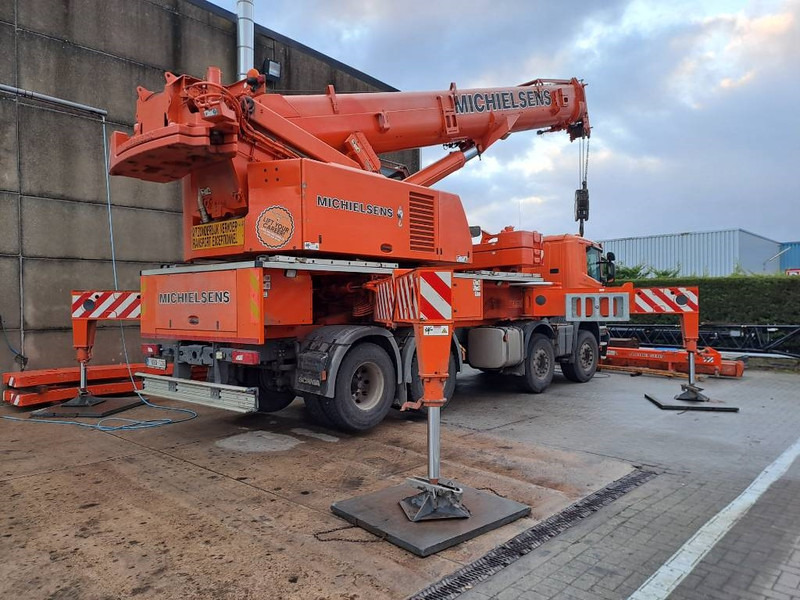 Liebherr LTF 1060-4.1 - Grúa todo terreno: foto 3 Liebherr LTF 1060-4.1 - Grúa todo terreno: foto 3