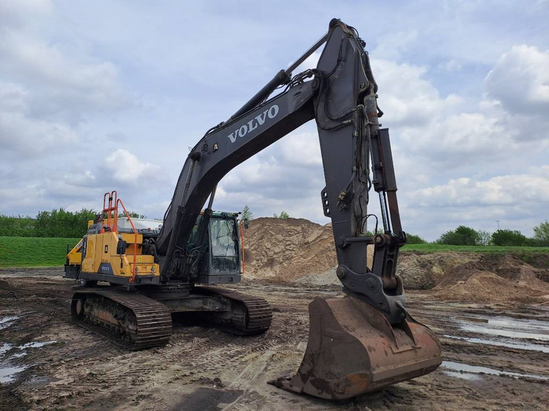 Excavadora de cadenas Volvo EC 300 EL: foto 6