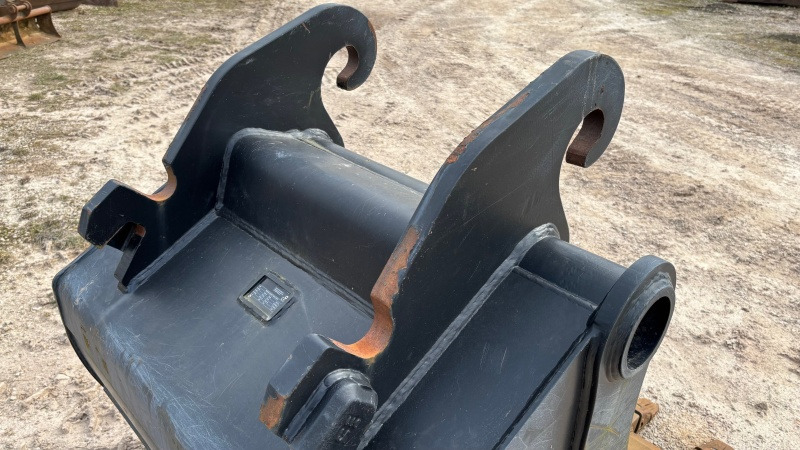 IRON ATTACHMENTS CW30 1100mm - Cazo para excavadora para Excavadora: foto 4 IRON ATTACHMENTS CW30 1100mm - Cazo para excavadora para Excavadora: foto 4