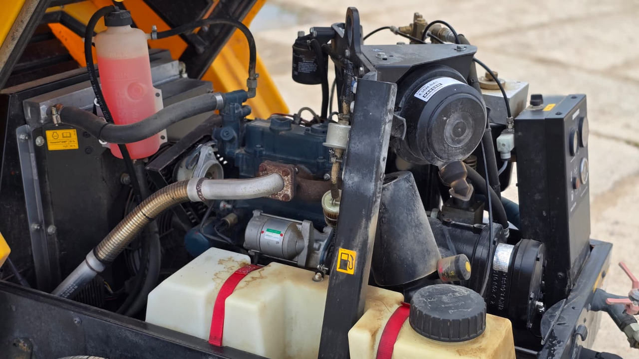 KAESER M20 PE - Compresor de aire: foto 5 KAESER M20 PE - Compresor de aire: foto 5