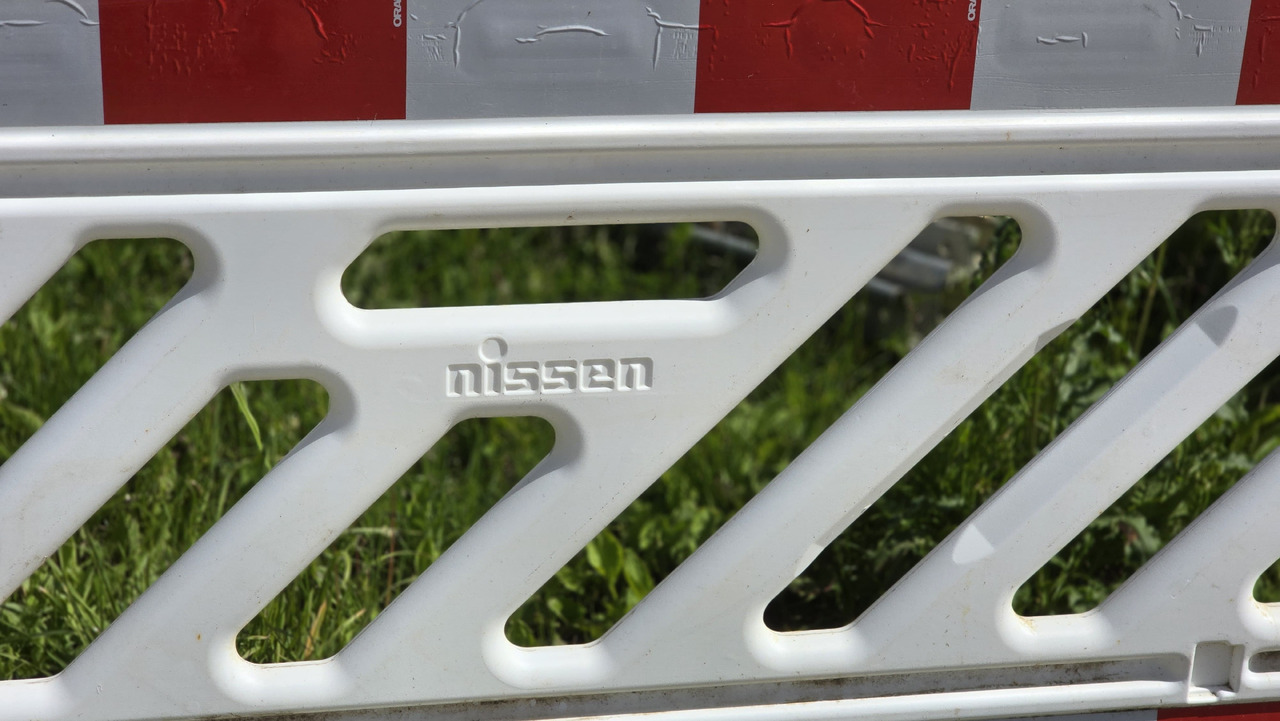 Nissen barrier fence. 2100x1100 - Herramienta/ Equipo: foto 3 Nissen barrier fence. 2100x1100 - Herramienta/ Equipo: foto 3