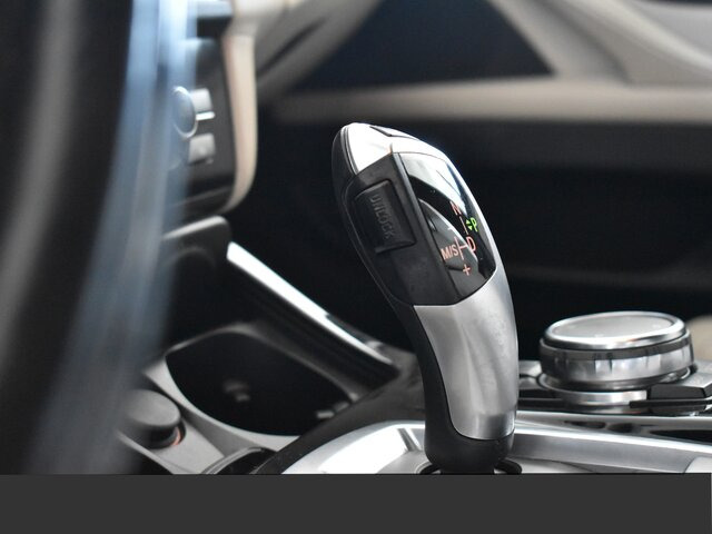 BMW 530d xDrive INDIVIDUAL CONNECTED DRIVE ECO PRO... - Sedan: foto 3 BMW 530d xDrive INDIVIDUAL CONNECTED DRIVE ECO PRO... - Sedan: foto 3