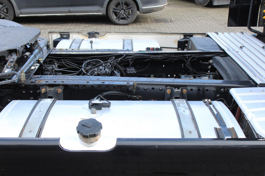 Cabeza tractora MAN TGX 480 XXL  Retarder  Standklima  2Tanks  Navi: foto 12