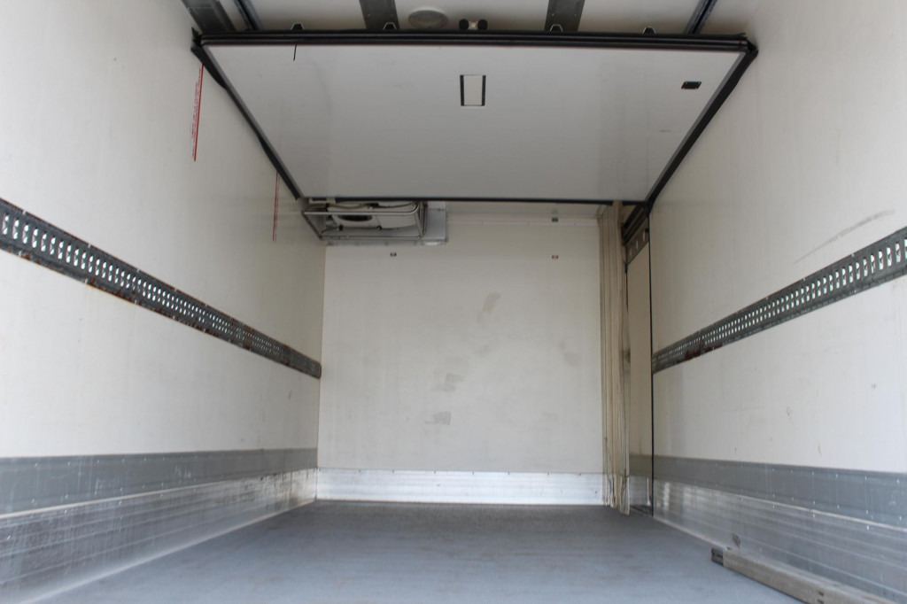 Renault Midlum 220 E5 CS 850 MT Strom Tür+LBW FRC - Camión: foto 3 Renault Midlum 220 E5 CS 850 MT Strom Tür+LBW FRC - Camión: foto 3