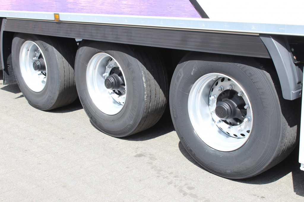 Chereau TK SLXi Spectrum Bi-Multi-Temp. TW FRC 26 - Semirremolque frigorífico: foto 3 Chereau TK SLXi Spectrum Bi-Multi-Temp. TW FRC 26 - Semirremolque frigorífico: foto 3