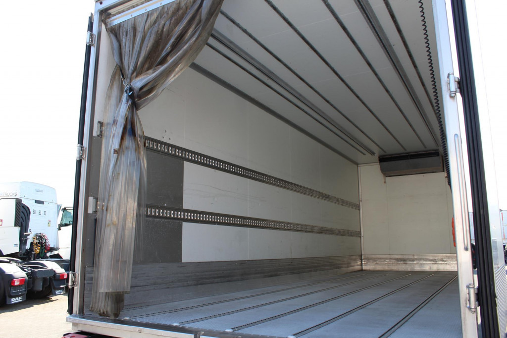 Daf LF 220 E6 Thermo KingT-1000R Türen+LBW Strom - Camión frigorífico: foto 2 Daf LF 220 E6 Thermo KingT-1000R Türen+LBW Strom - Camión frigorífico: foto 2
