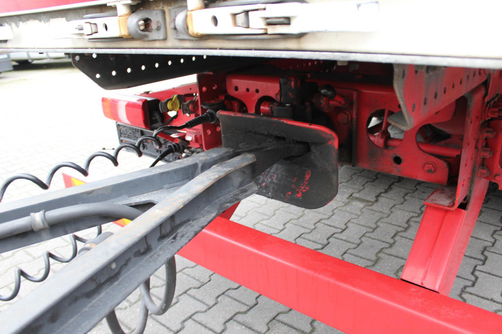 Mercedes-Benz Actros 2548 Koffer Retarder Schlafkab Kühlbox - Furgoneta: foto 3 Mercedes-Benz Actros 2548 Koffer Retarder Schlafkab Kühlbox - Furgoneta: foto 3