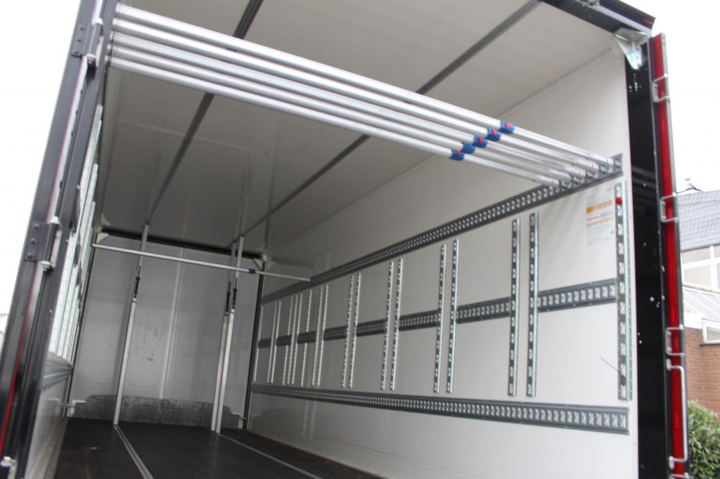 Mercedes-Benz Atego 1530 Koffer DS Schlafkab Durchladen 99Tkm! - Furgoneta: foto 5 Mercedes-Benz Atego 1530 Koffer DS Schlafkab Durchladen 99Tkm! - Furgoneta: foto 5